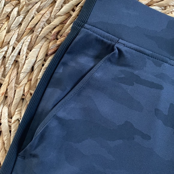 Athleta Navy Camo Brooklyn Ankle Pant - Picture 8 of 16